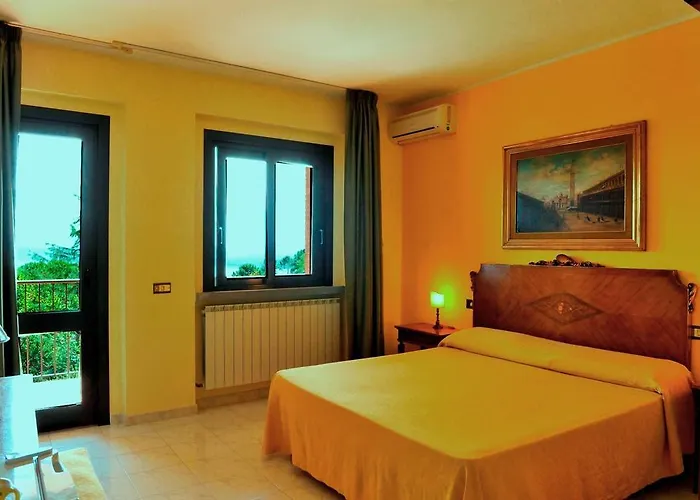 Sensi منزل ريفي